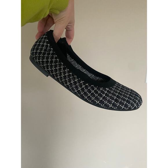 EUC Vivaia Claire Round Toe Tweed Black White 39.5/8.5 US - Picture 2 of 6